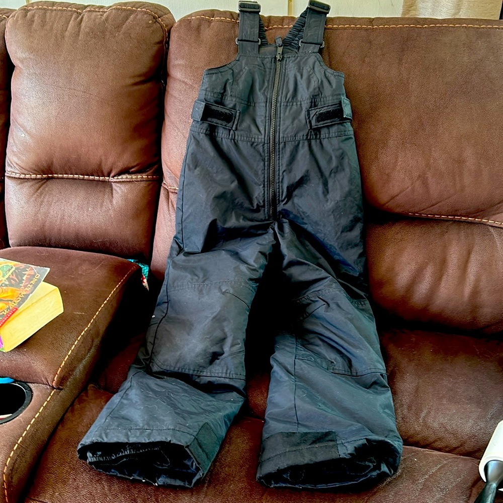 Columbia Bib Kids size 6/7 Black